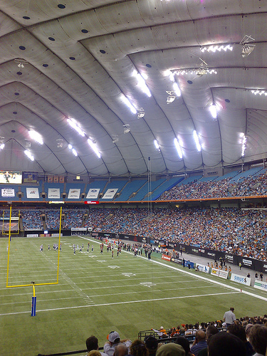 Intérieur du stade BC place